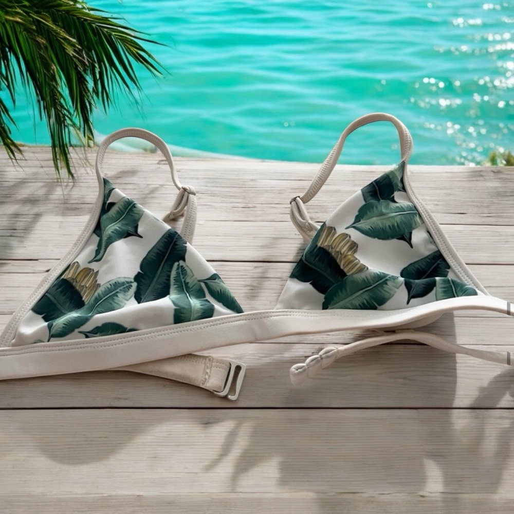 SAHARA RAY Bikini Top Tropical Print